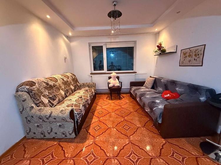 Apartament cu 2 camere semidecomandat în Central