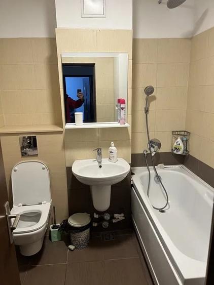 Apartament cu 2 camere decomandat, mobilat în Palas