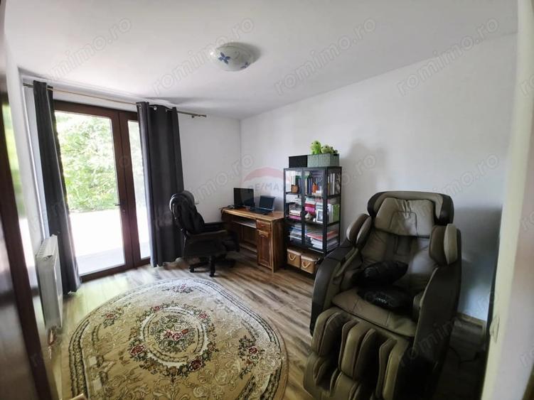Casă cu Teren 205 Mp în Central