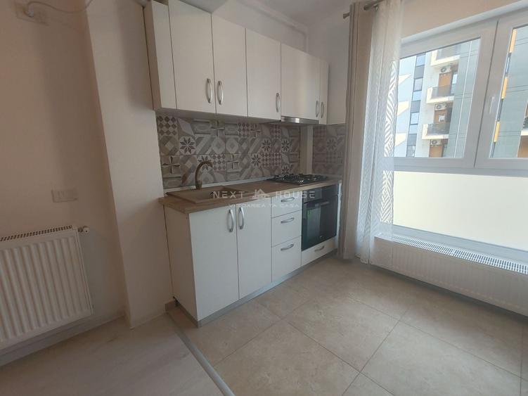 Apartament cu 2 camere decomandat, mobilat în Apărătorii Patriei