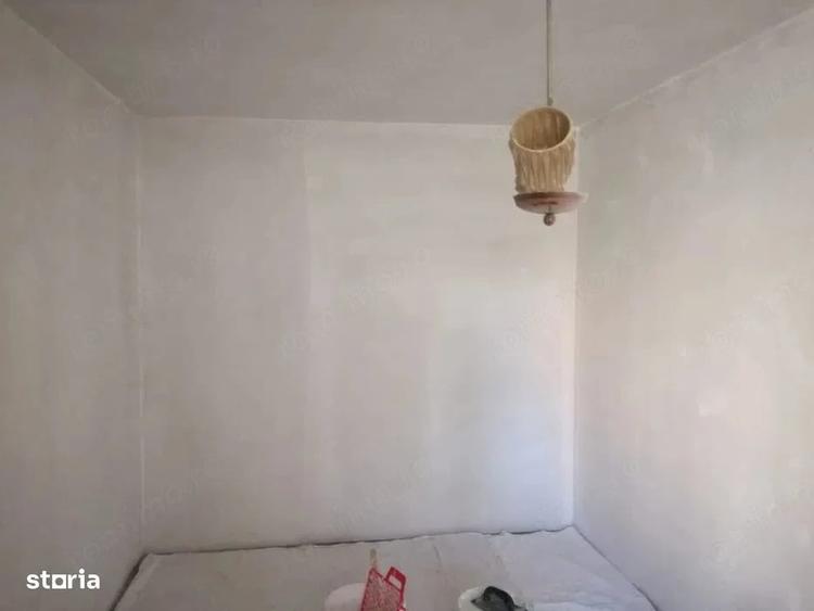 Apartament cu 2 camere semidecomandat în Casa de Cultură