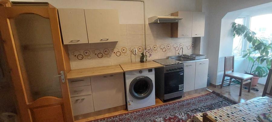 Inchiriez apartament 2 camere decomandat Centru, Barlad - 7
