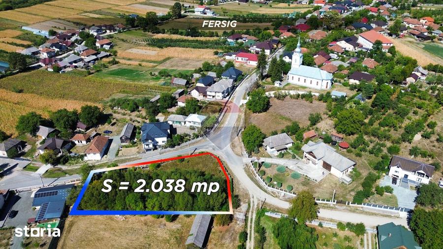 Teren de 2038 mp, în Satulung