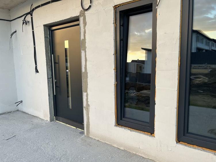 Casă cu 3 camere în Central