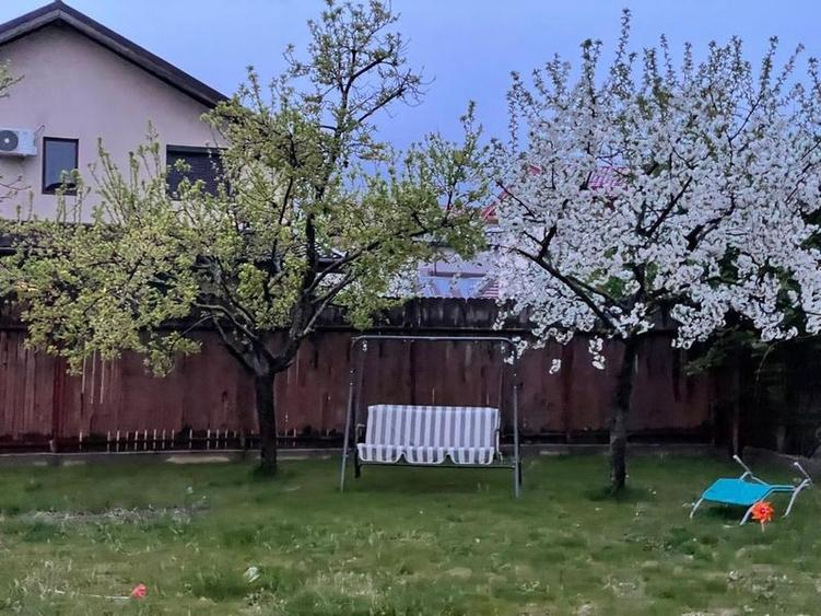 Casă cu 3 camere cu Teren 224 Mp în Tunari