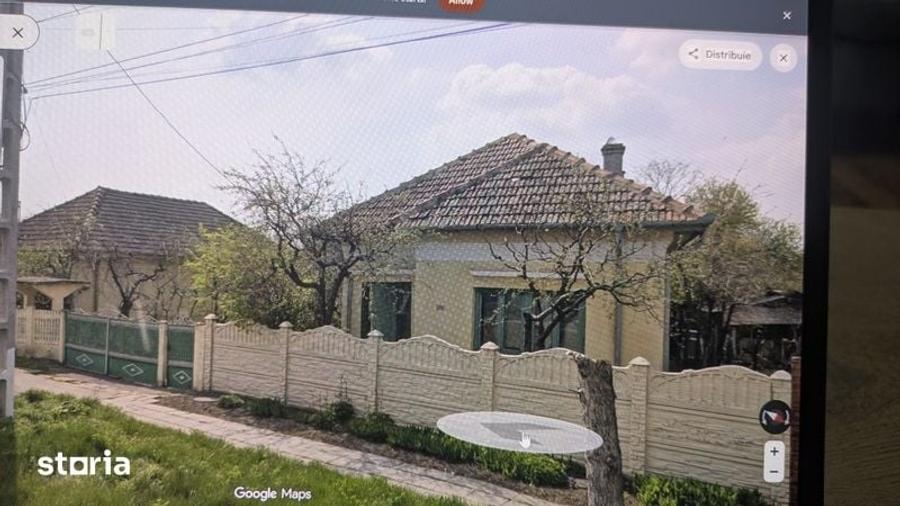 Casă cu 4 camere cu Teren 183 Mp în Bârca