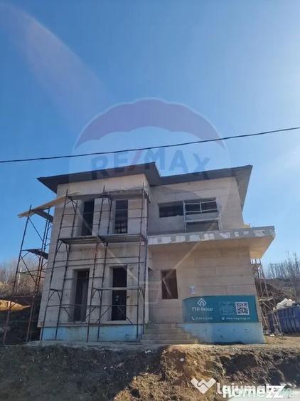 Casă cu 5 camere cu Teren 450 Mp în Tăuții-Măgherăuș