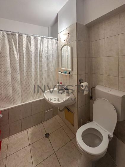 Apartament cu 2 camere semidecomandat, mobilat în Mărăști