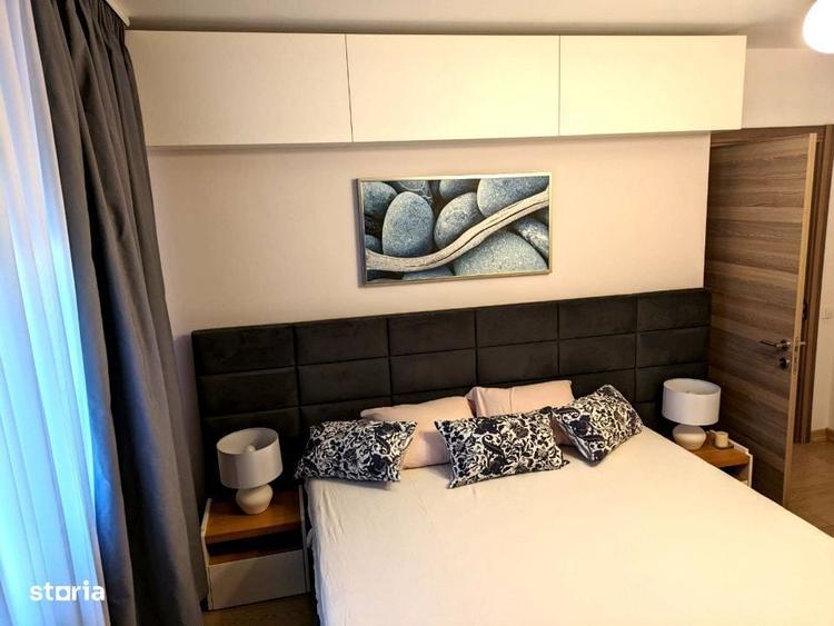 Apartament cu 3 camere decomandat în Panduri