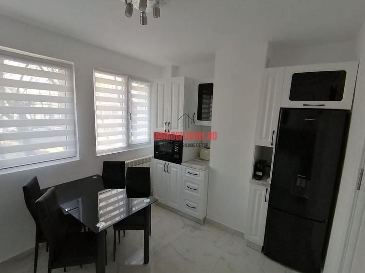 Apartament cu 3 camere semidecomandat, mobilat în Basarabia