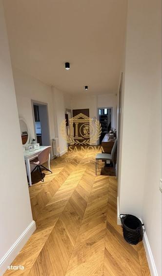 Apartament cu 4 camere în Central