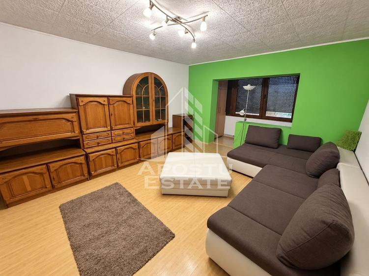 Apartament cu 3 camere decomandat, mobilat în Elisabetin