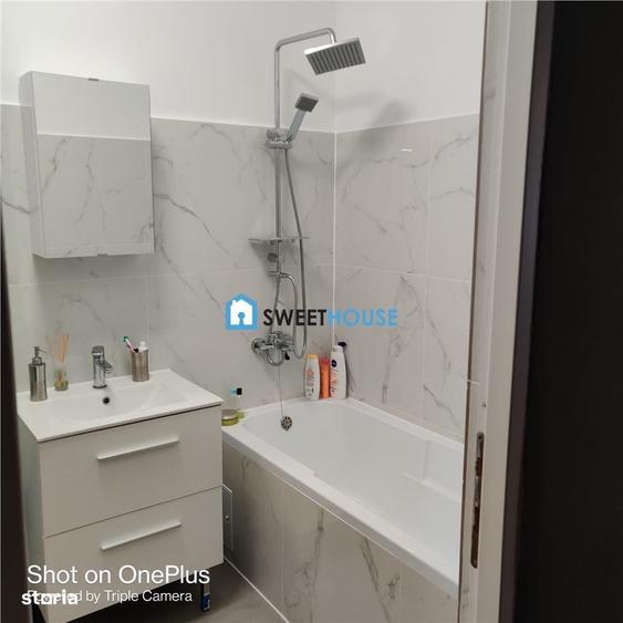 Apartament cu 5 camere, mobilat în Central