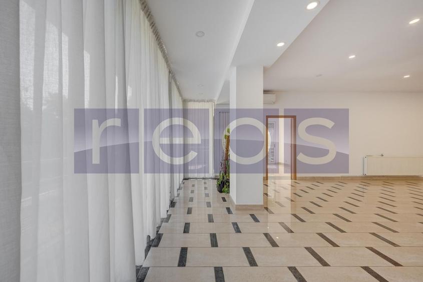 Apartament cu 4 camere decomandat în Primăverii