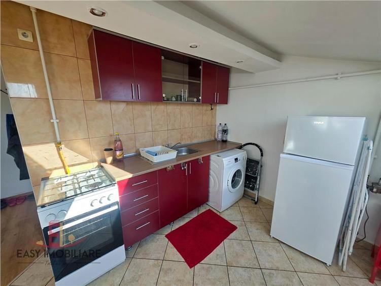 Apartament cu 2 camere decomandat în 7 Noiembrie
