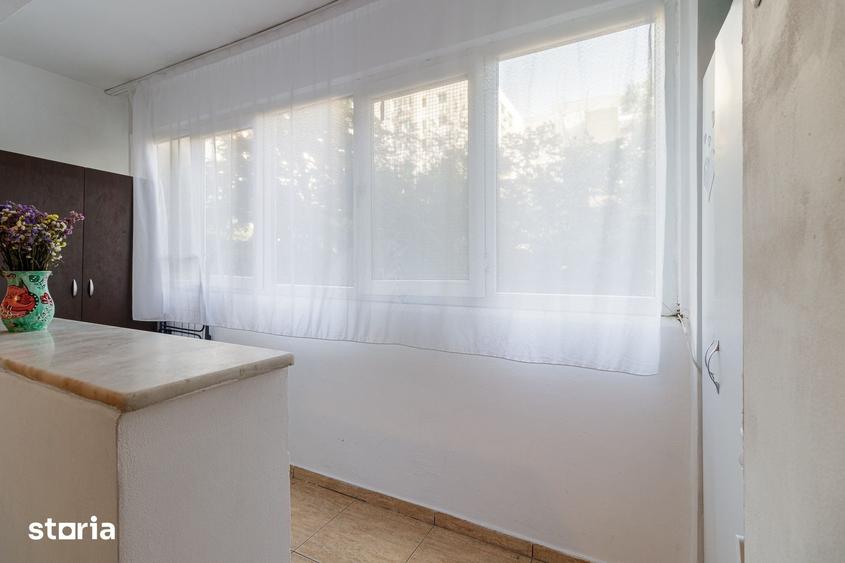 Apartament cu 3 camere în Drumul Taberei