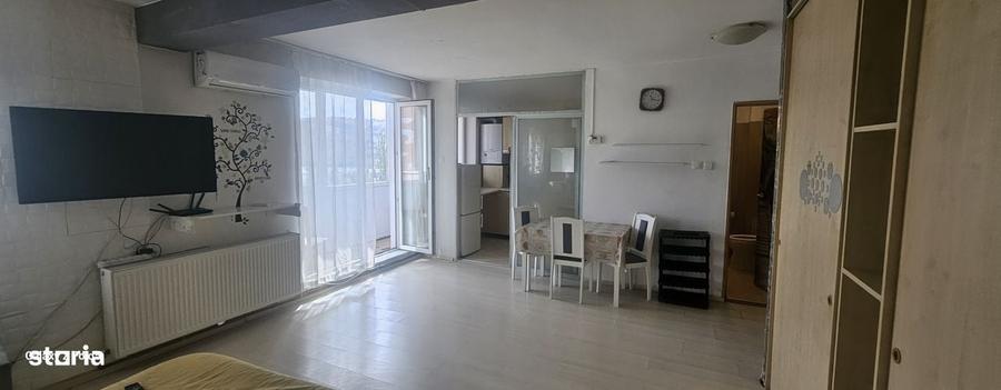 Apartament cu 3 camere în Baciu