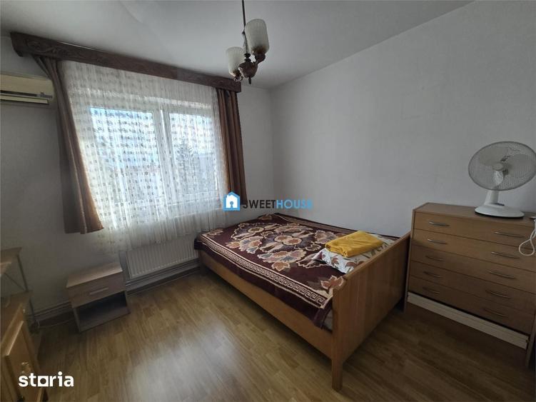 Apartament cu 3 camere semidecomandat în Central