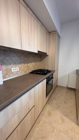 Apartament cu 3 camere decomandat în Lacul Morii