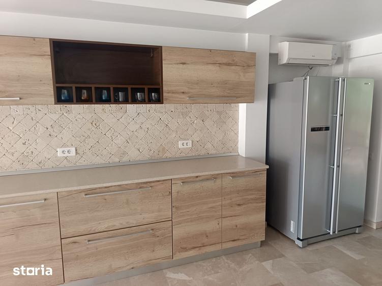 Casă cu 4 camere cu Teren 400 Mp în Central