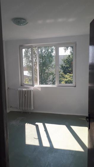 Apartament cu 2 camere decomandat în Rahova