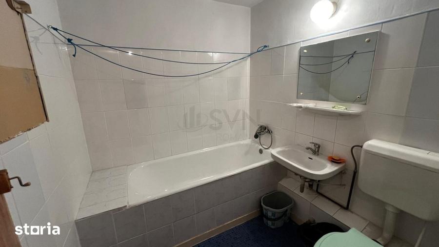 Apartament cu 3 camere semidecomandat în Pantelimon