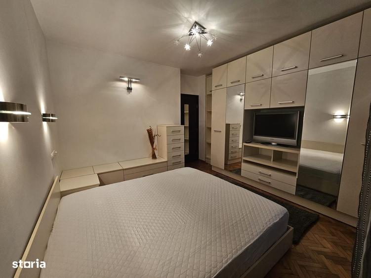 Apartament cu 2 camere decomandat în Independenței