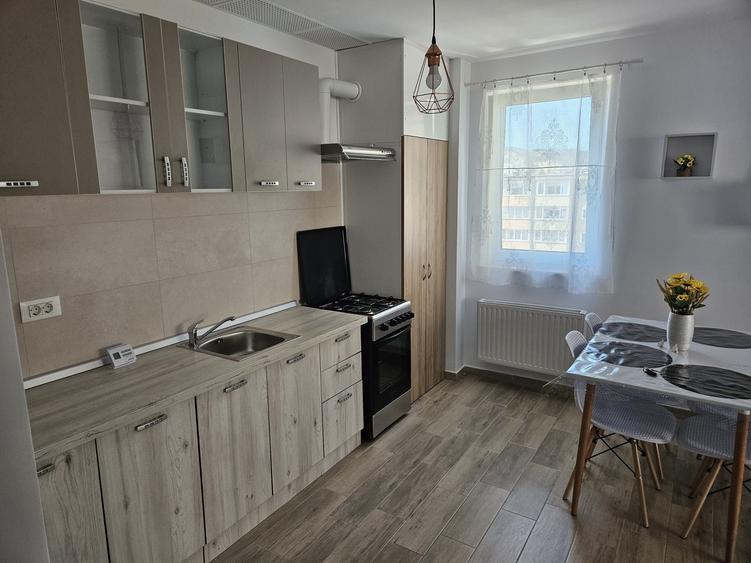 Apartament cu 2 camere decomandat în Drumul Carului