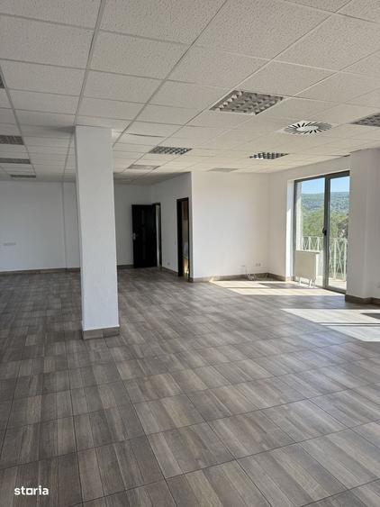 Spațiu comercial, de 127 mp, în Central