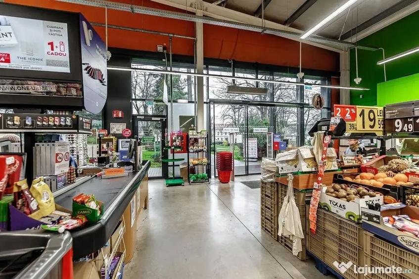 Spațiu comercial, de 841 mp, în Ultracentral