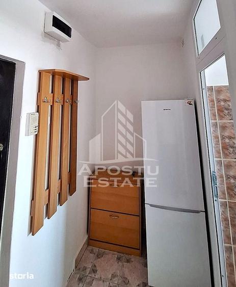Apartament cu 2 camere semidecomandat în Confecții
