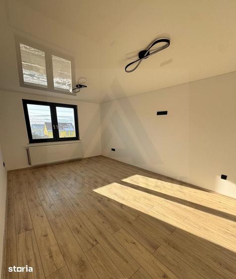 Casă cu 5 camere cu Teren 200 Mp în Șeica Mică