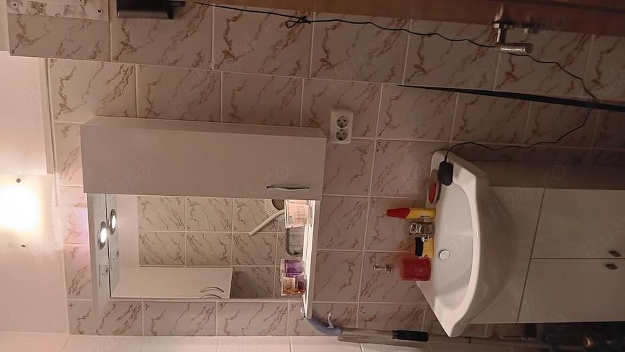 Apartament cu 3 camere decomandat în Unirii Sud