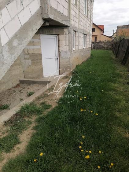 Duplex cu 5 camere cu Canalizare în Tălmaciu