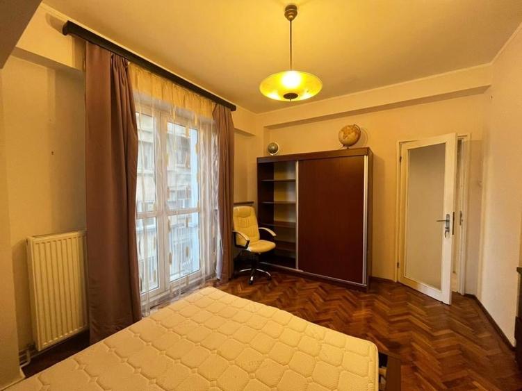 Apartament cu 2 camere în Universitate