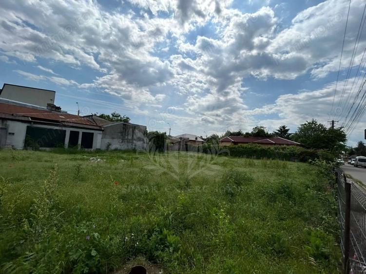 Teren de 1018 mp, în Central