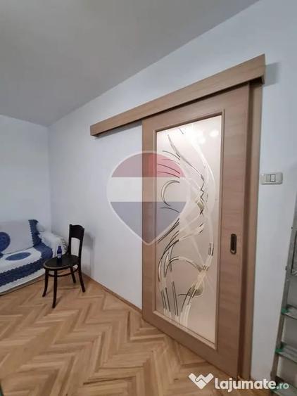 Apartament cu 2 camere semidecomandat în Gara de Nord