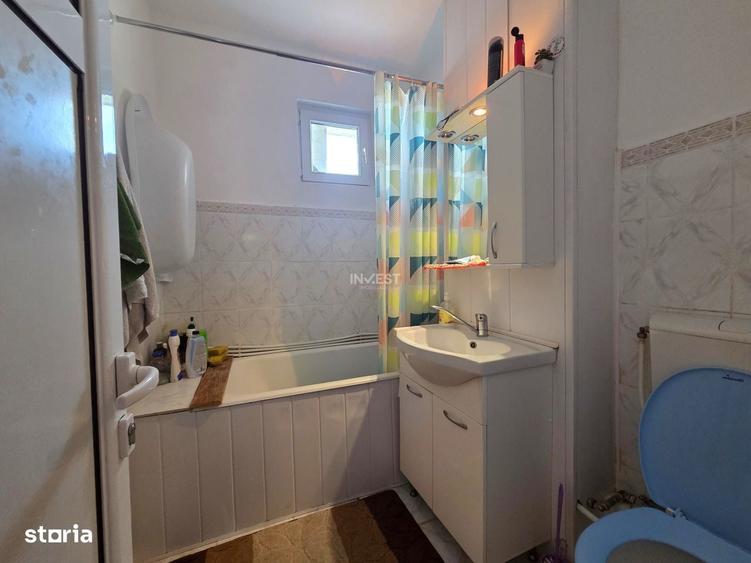 Apartament cu 3 camere decomandat în Alexandru cel Bun