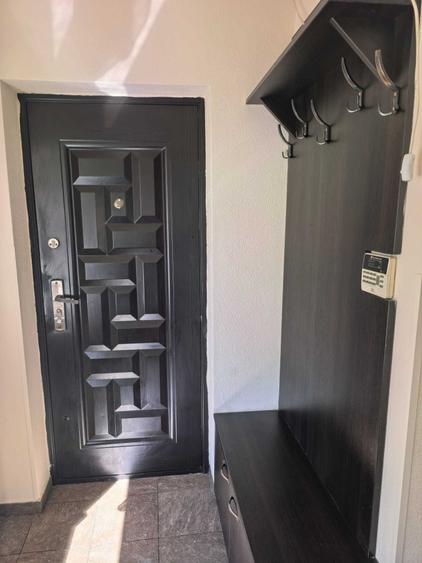 Apartament cu 3 camere decomandat în Decebal