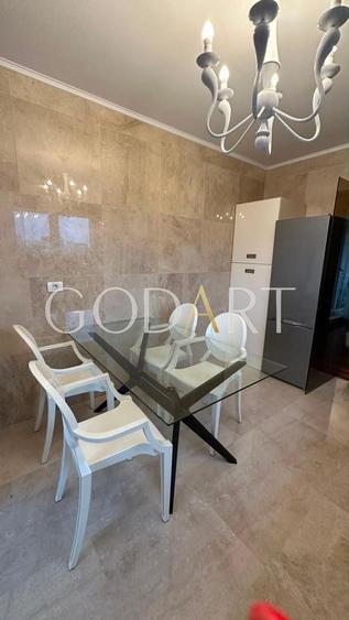 Apartament cu 3 camere decomandat, mobilat în Herăstrău