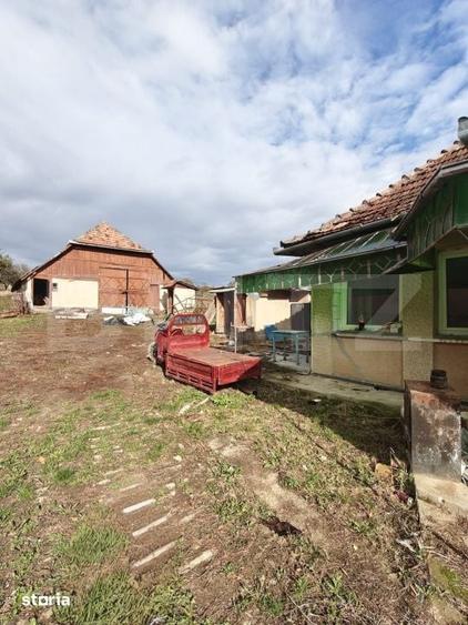Casă cu 3 camere cu Teren 4200 Mp în Ardud