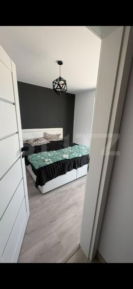 Penthouse cu 3 camere semidecomandat, mobilat în Florești