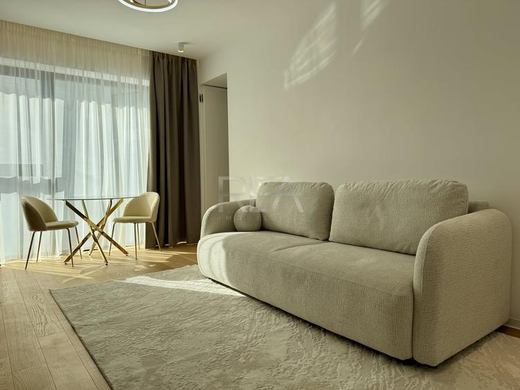 Apartament cu 2 camere semidecomandat, mobilat în Aviației