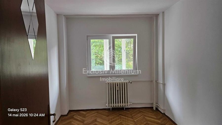 Birou, de 65 mp, în Moșilor