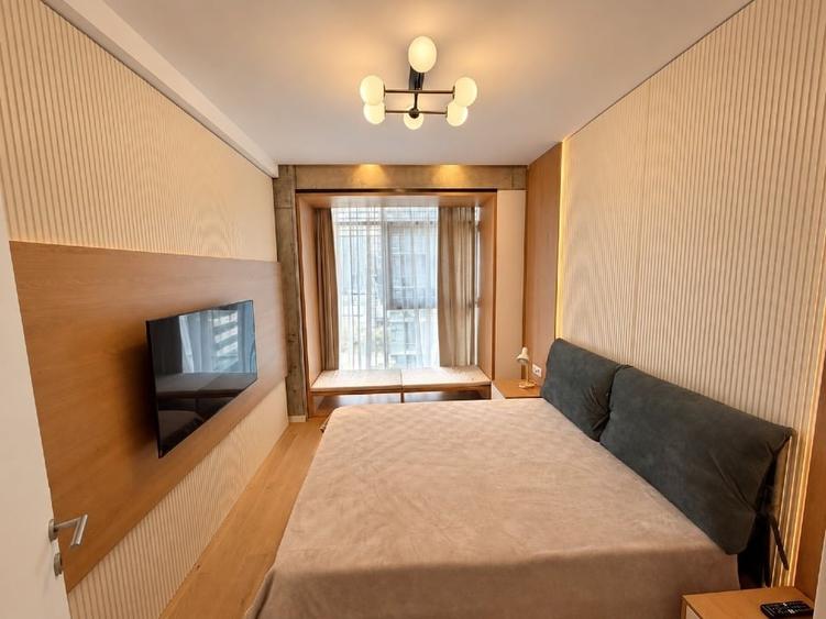 Apartament cu 2 camere semidecomandat, mobilat în Aviației
