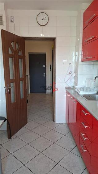 Apartament cu 2 camere decomandat, mobilat în Basarabia