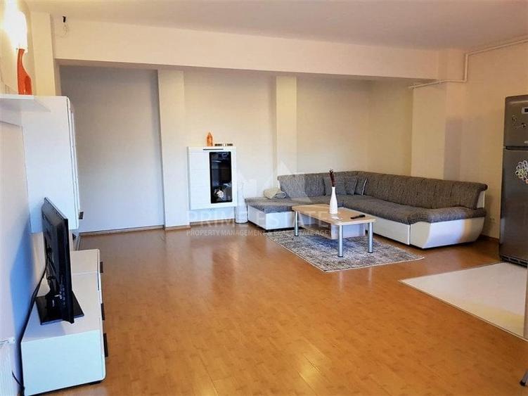 Apartament cu 3 camere decomandat, mobilat în Grozăvești