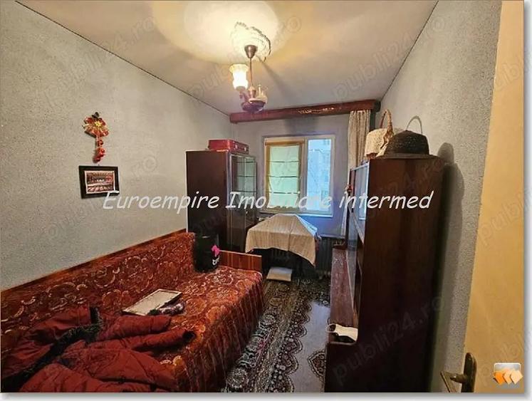 Apartament 3 camere de vanzare zona KM 4-5 - 6