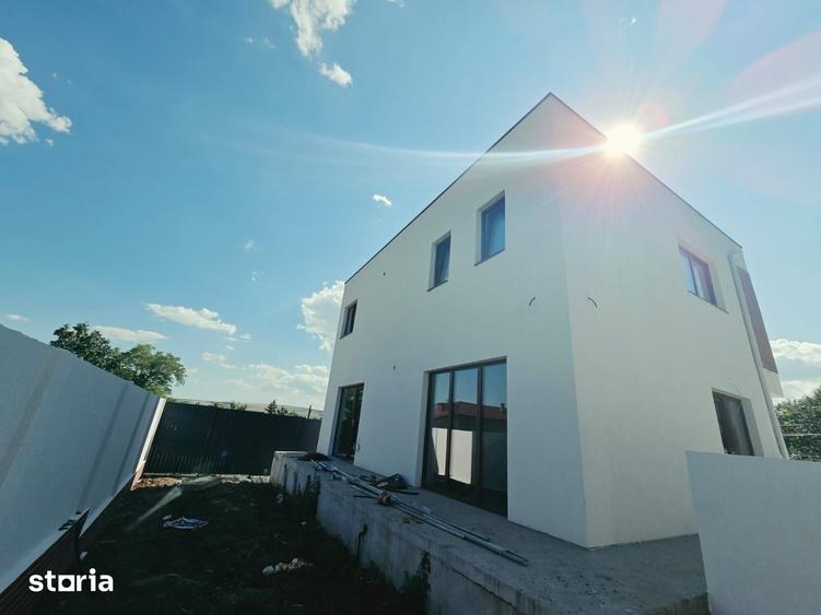 Casă cu 4 camere cu Teren 213 Mp în Central