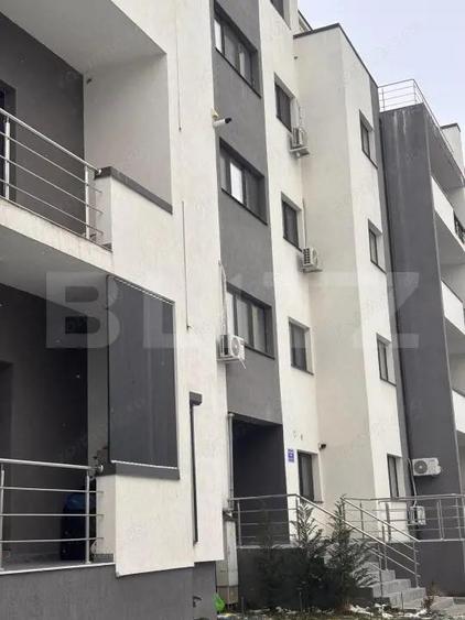Apartament cu 3 camere decomandat în Viforâta